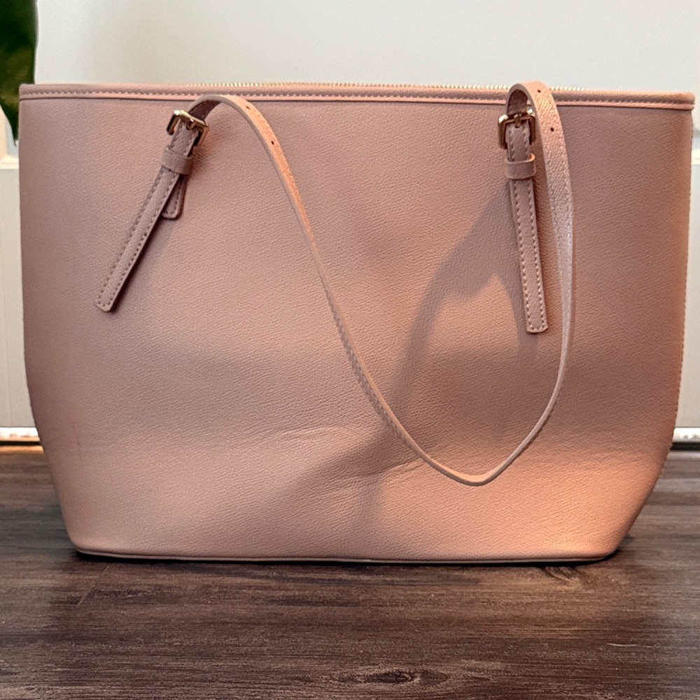 Elegant Blush Pink Women's Tote Bag